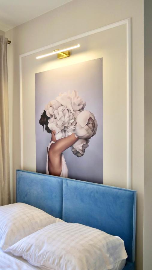 Art Apartments Warszawska 21 คาโตวีตเซ ภายนอก รูปภาพ