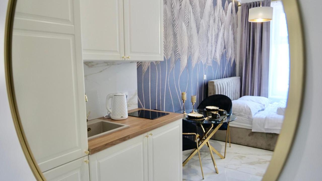 Art Apartments Warszawska 21 คาโตวีตเซ ภายนอก รูปภาพ