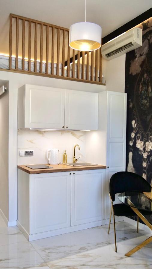 Art Apartments Warszawska 21 คาโตวีตเซ ภายนอก รูปภาพ
